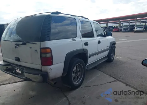 2002 Chevrolet Tahoe Ls z USA, uszkodzony, nr VIN 1GNEC13Z72R254694